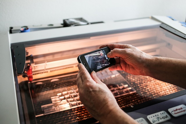 laser metal cutting machine