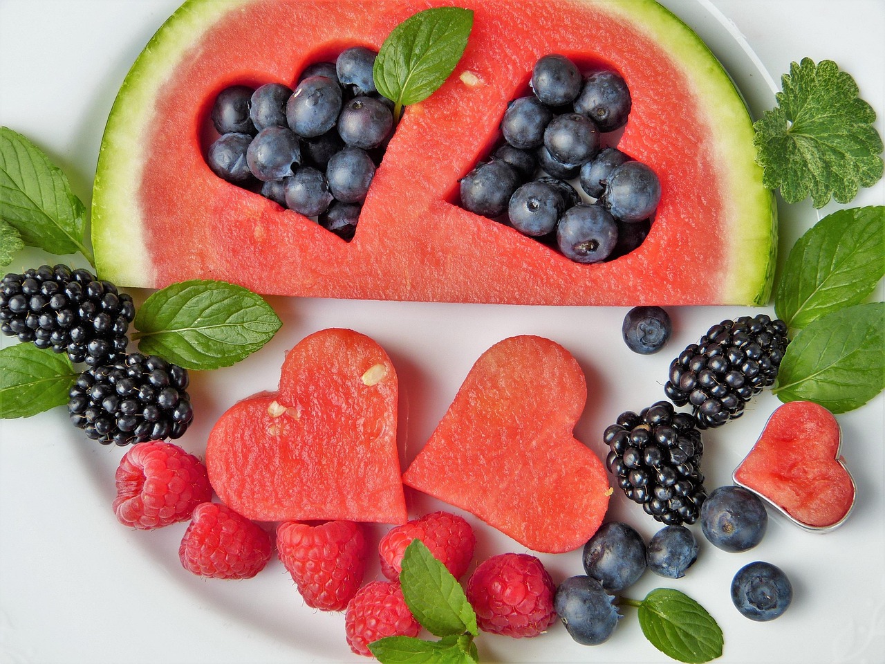 watermelon, berry, fruit, heart, blueberries, blackberries, raspberries, fresh, nature, ripe, organic, vitamins, detoxify, diet, healthy, dessert, summer, food, cookie cutter, vegetarian, fructose