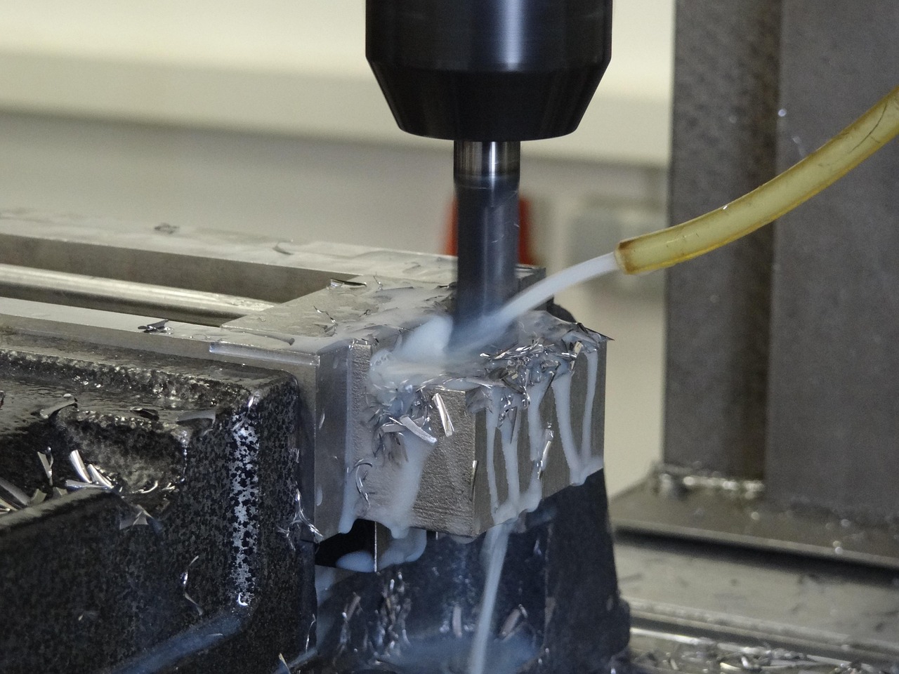 drill, milling, machining, chips, engraving, tool, drilling machine, milling cutters, milling machine, milling, milling, milling, milling, milling, machining, machining, milling machine, milling machine