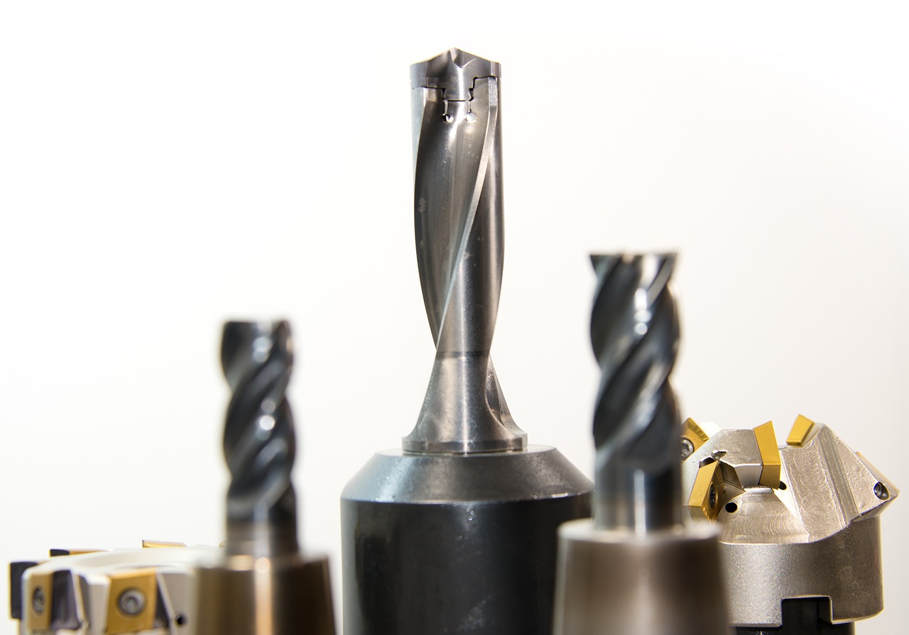 drill, milling, milling machine, cutting edge, sharp, pointed, tool, metal, metal processing, industry, cnc, rotate, machine, cnc machine, production, lathe, cutting, to cut, metal construction, drill head, engineering, rounding, drilling machine, mechanics, technology, milling machine, cnc, cnc, cnc, cnc, cnc, cnc machine