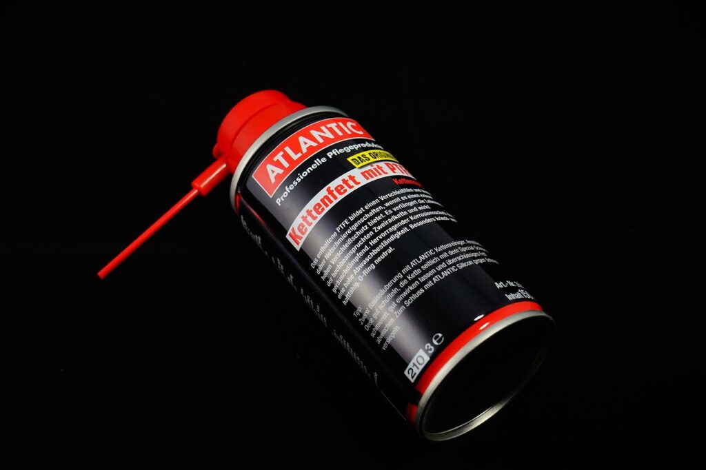 oil, fat, chain oil, lubricate, can, spray can, container