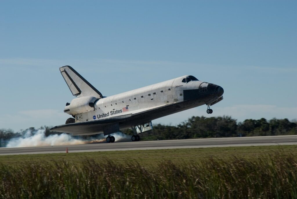 space shuttle, landing, astronautics, nasa, cosmonautics, space flight, space travel, aerospace, space shuttle, space shuttle, space shuttle, space shuttle, space shuttle, aerospace
