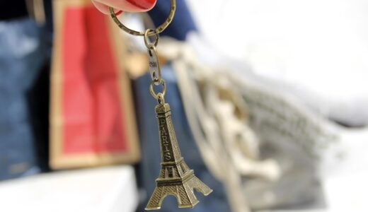 paris, eiffel tower, shopping, france, sightseeing, champs elysées, tourist attraction, purchasing, bags, red, shopping bag, plastic bag