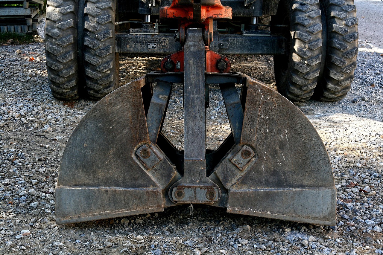 excavator, excavator bucket, construction machine, construction site, construction work, machine, construction vehicle, work machine, shovel, building