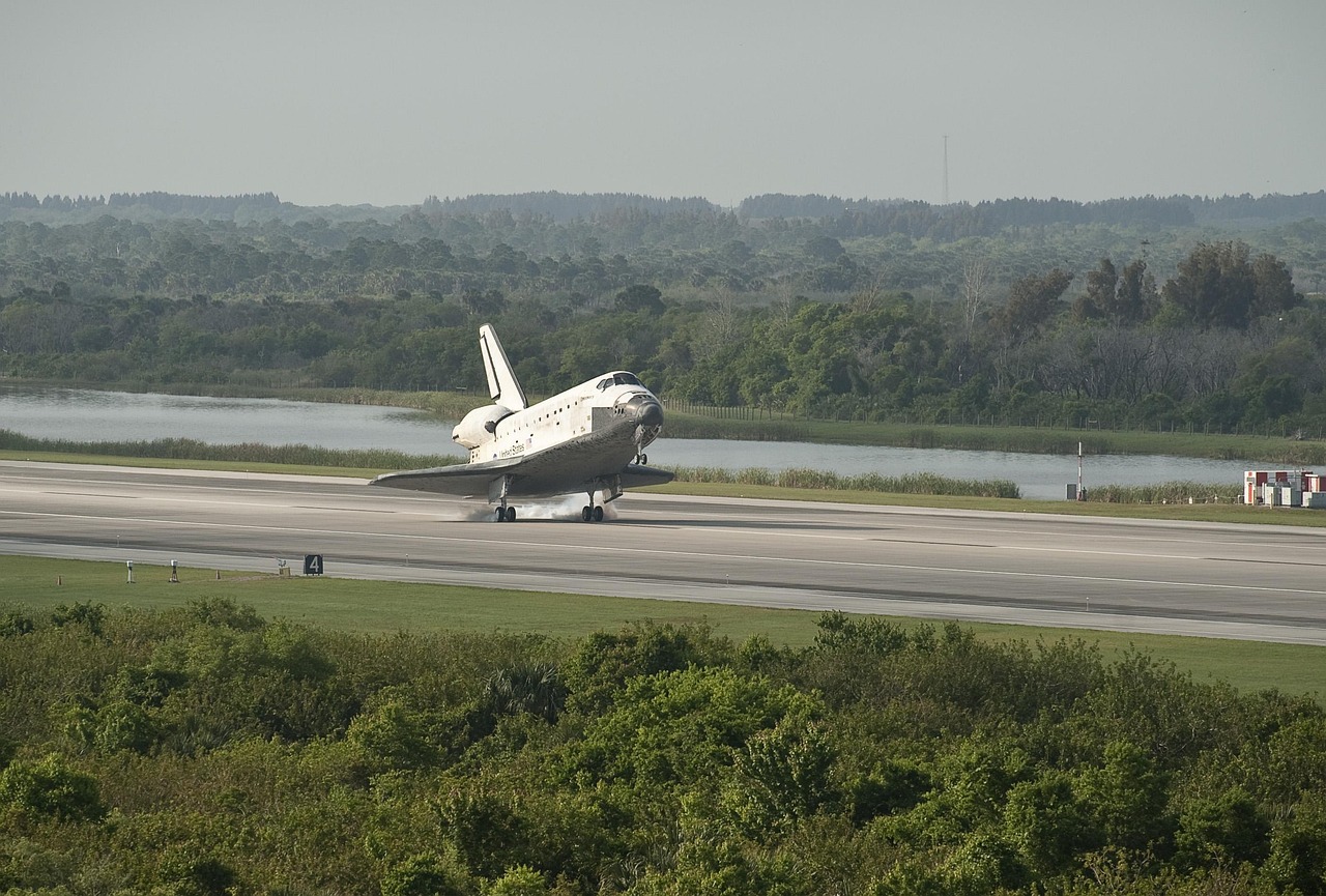 space shuttle, landing, astronautics, nasa, cosmonautics, space flight, space travel, aerospace